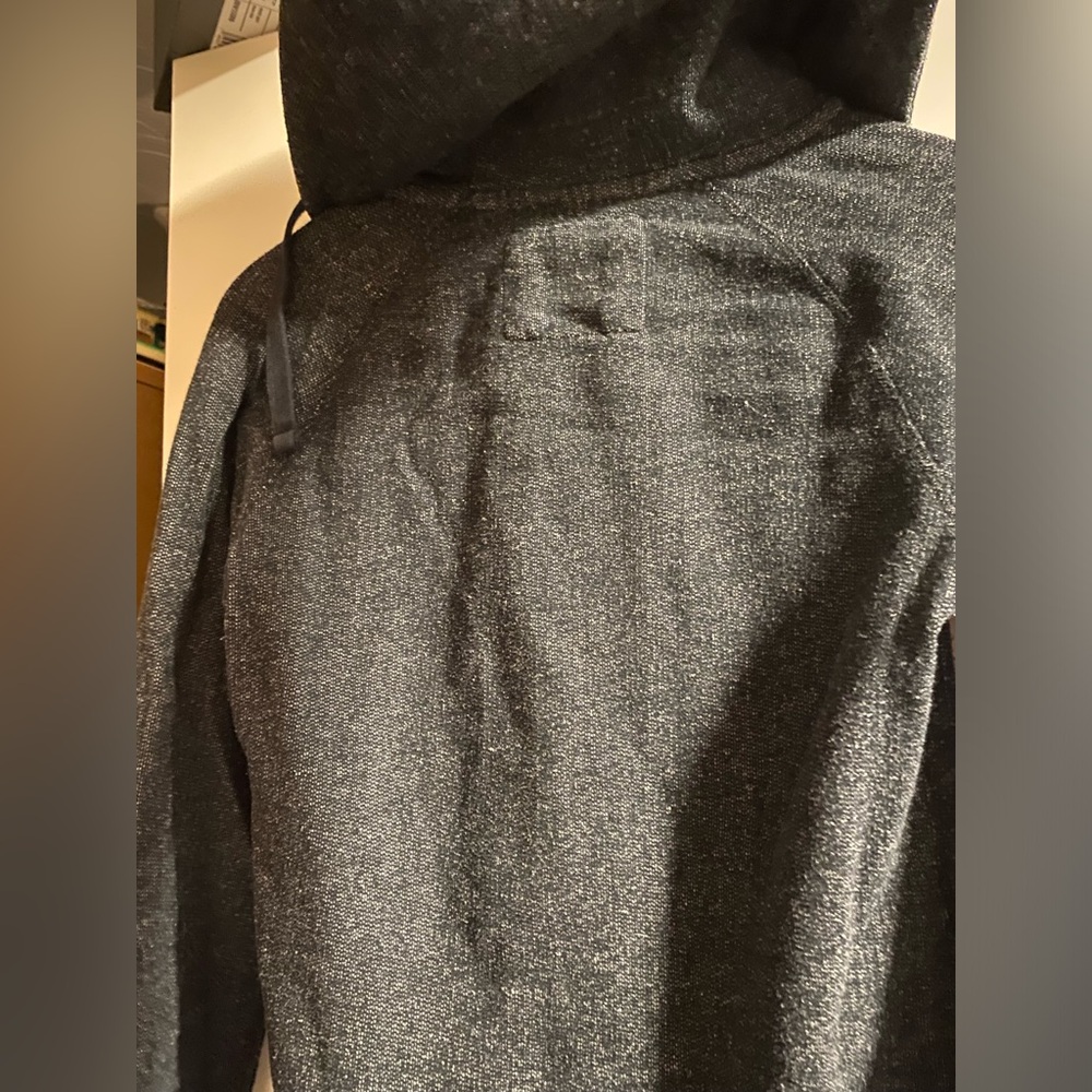 💎Roots Black Zip-Up Hoodie - Picture 4 of 4